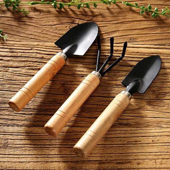 Wooden Handle Small Sharp Shovel Rake Mini Garden Tool Set (3 Piece Set)  Wooden Handle Small Sharp Shovel Rake Mini Garden Tool Set (3 Piece Set)